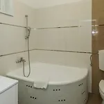 Kendosz Apartment