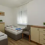 Kendosz Apartment